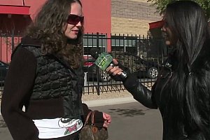 给风骚少妇精油按摩视频 Porn